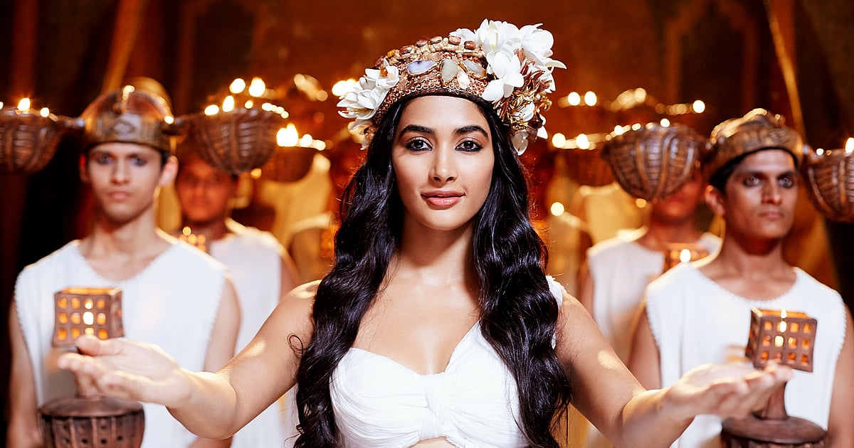 QuickE: Rahman’s Soulful ‘Mohenjo Daro’ Number And Other Stories