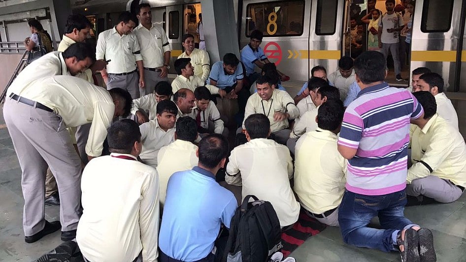 Big Relief For Commuters As Delhi Metro Staff Call off Strike