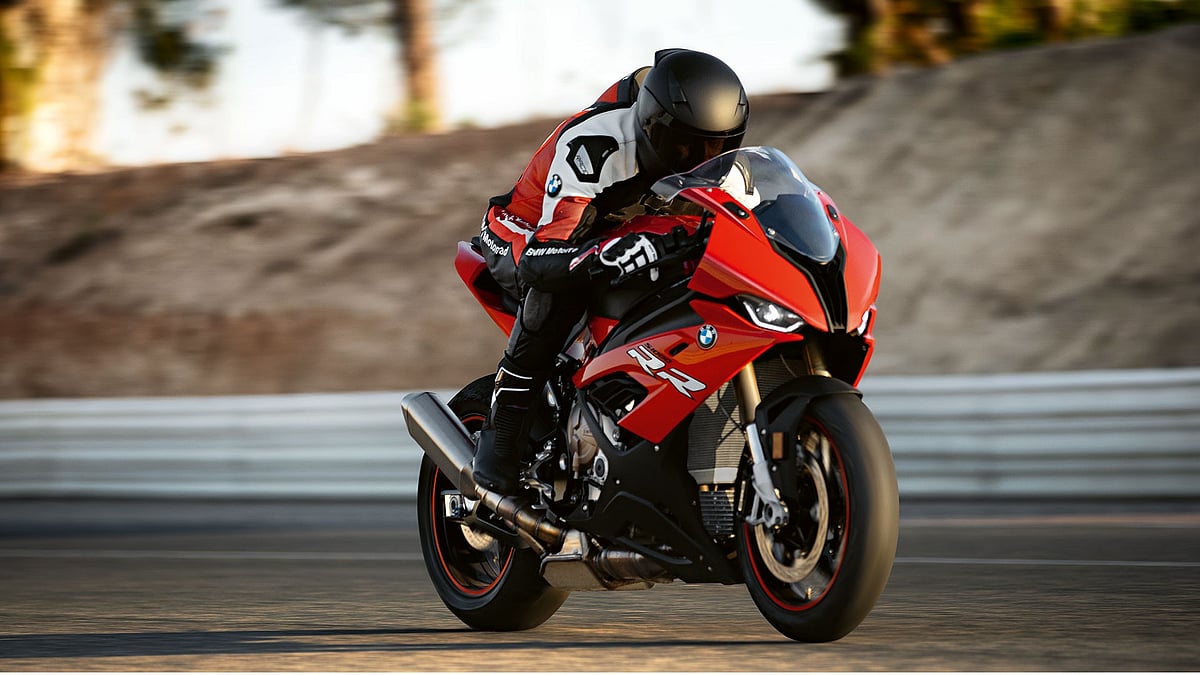 BMW S1000RR Price in India: BMW S1000RR Has Launched Its 999 cc, Supersport Motorcycle in India; Specification and features compared