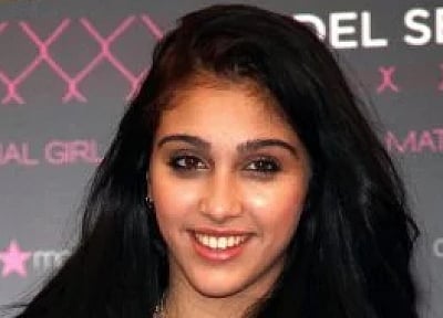 Madonna's daughter Lourdes performes nearly nude scene