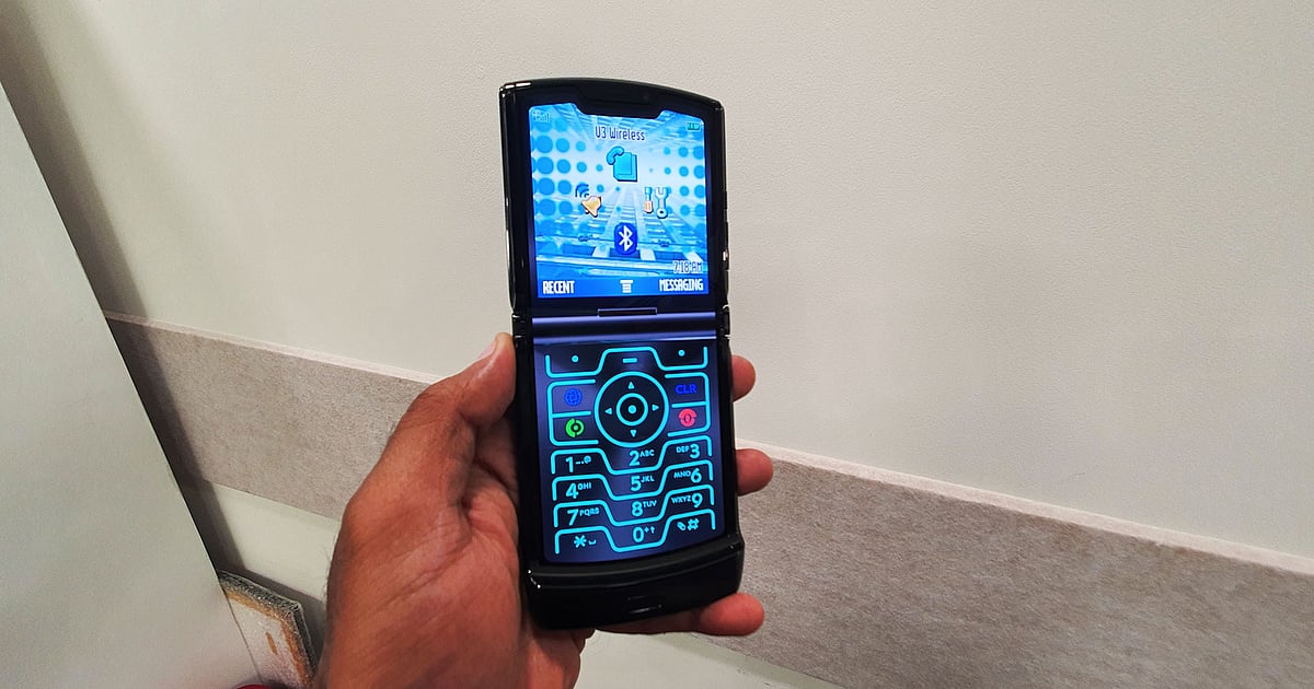 Moto Hyper Razer New Moto Razr First Look: Images, Specifications, Leaks, Design ...