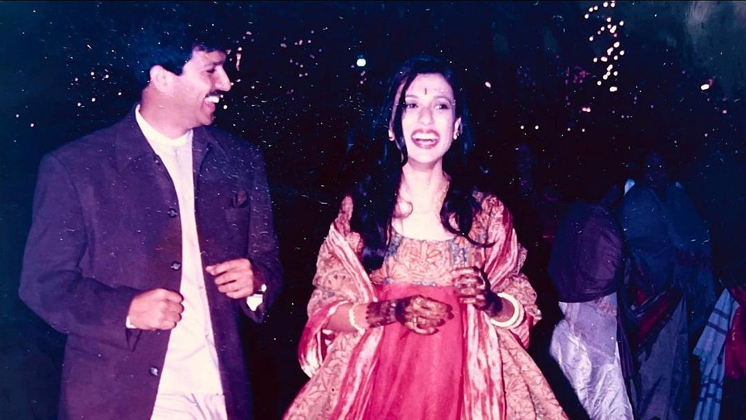 Mini Mathur Shares Old Wedding Photos With Kabir Khan on Their 25th ...