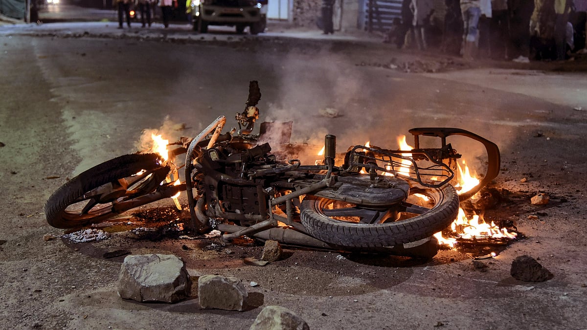 Akola Riots | 1 Dead, 100s Held: Calm After Clampdown in Maharashtra's ...