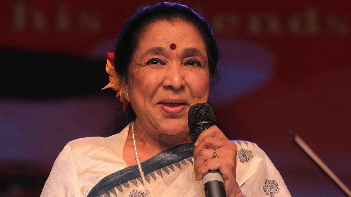 At 92, Asha Bhosle Rekindles Feud with Mohammed Rafi | OPINION