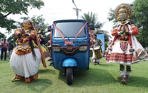 TVS King EV Max