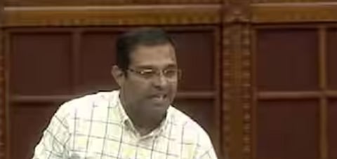 'ലഹരി മാഫിയകളിലെ വലിയ തിമിംഗലങ്ങളെ പോലീസ് പിടികൂടുന്നില്ല, പിടിയിലാകുന്നത് അവസാന കണ്ണി': തുറന്നടിച്ച് റോജി എം ജോൺ | Kerala legislative assembly 
