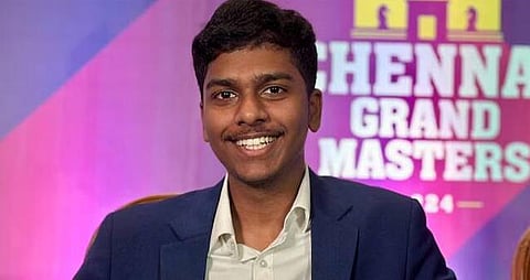 ലോ​ക ജൂ​നി​യ​ർ ചെ​സ് ചാ​മ്പ്യ​ൻ കി​രീ​ടം പ്ര​ണ​വ് വെ​ങ്ക​ടേ​ഷി​ന്
