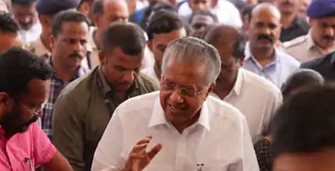 'മണ്ണിൽ പുതഞ്ഞ 630 പേരെ ജീവനോടെ രക്ഷപ്പെടുത്താൻ കഴിഞ്ഞു, അവ്യക്ത് ആധുനിക വൈദ്യശാസ്ത്രം പുനർജനിപ്പിച്ച കുട്ടി': മുഖ്യമന്ത്രി പിണറായി വിജയൻ | Wayanad rehabilitation 