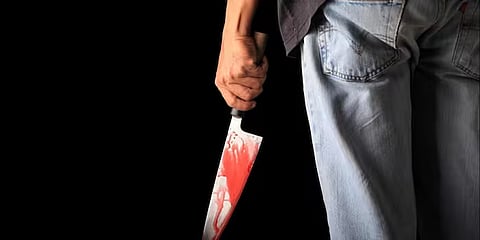 35-year-old man stabs wife to death with hammer and knife in front of children