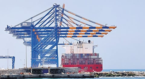 Vizhinjam Port creates new records