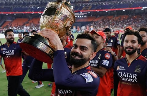 RCB Victory Parade : ചാമ്പ്യന്മാർ ബെംഗളൂരുവിലെത്തി: വിജയ പരേഡ് ഉണ്ടാകുമോ ?