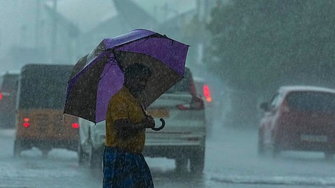Rains will continue in Kerala, Caution in hilly areas