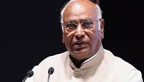 RSS should be banned in the country, says Mallikarjun Kharge