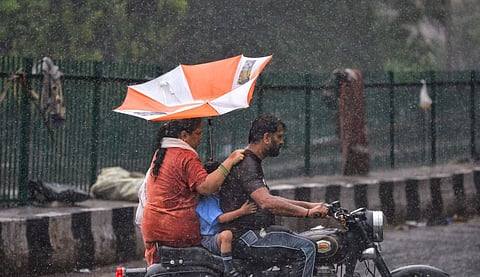 സം​സ്ഥാ​ന​ത്ത് ഇ​ന്നും മ​ഴ തു​ട​രും; നാല് ജില്ലകളിൽ യെ​ല്ലോ അ​ല​ർ​ട്ട് 