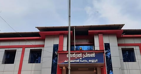 KAAPA prisoner calls and threatens woman in Kannur Central Jail