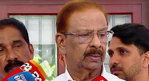K Sudhakaran : 'VD സതീശൻ മുഖ്യമന്ത്രിക്കൊപ്പം ഓണസദ്യ കഴിച്ചത് ശരിയായില്ല, ഞാൻ ആയിരുന്നെങ്കിൽ അങ്ങനെ ചെയ്യുമായിരുന്നില്ല': കെ സുധാകരൻ, 'ബീഡി - ബീഹാർ' പോസ്റ്റിലും വിമർശനം