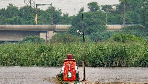 Yamuna : യമുനയിലെ ജലനിരപ്പ് താഴുന്നതിൻ്റെ ലക്ഷണങ്ങൾ : ഡൽഹിയിലെ പല പ്രദേശങ്ങളും ഇപ്പോഴും വെള്ളത്തിനടിയിൽ