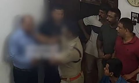 Police : പീച്ചി പോലീസ് സ്റ്റേഷനിലെ മർദ്ദനം : കടവന്ത്ര CI പി വി രതീഷിന് കാരണം കാണിക്കൽ നോട്ടീസ്