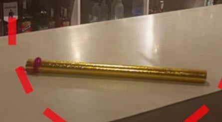 Flute : ശ്രീകൃഷ്ണ ജയന്തിക്ക് ബാറിൽ വച്ച് ഓടക്കുഴലിൻ്റെ ഫോട്ടോയെടുത്ത് പ്രചരിപ്പിച്ചു : CPM പ്രവർത്തകനെതിരെ കേസെടുത്ത് പോലീസ്