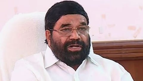 First create unity within the party, Minister VN Vasavan against Congress