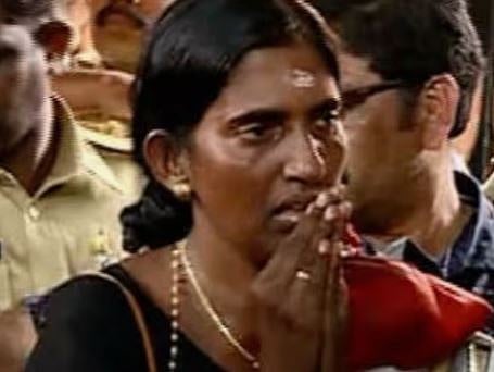 KP Sasikala : 'CPMകാർ നോക്കിയാൽ മാത്രമേ കസേരയിൽ ആളുകളെ കാണൂ, പിണറായി ഭക്‌തനായി അഭിനയിച്ചാൽ അയ്യപ്പൻ അതിനുള്ള പണി കൊടുക്കും': KP ശശികല