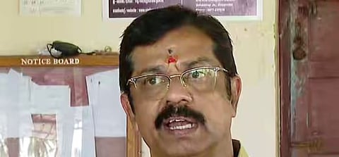 Rahul Mamkootatil : 'കോൺഗ്രസിൻ്റേത് ഇരട്ടത്താപ്പ്, രാഹുലിന് സംരക്ഷണം ഒരുക്കുന്നു': സി കൃഷ്ണകുമാർ 