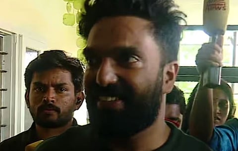 Operation Numkhor : 'ഇടനിലക്കാരൻ അല്ല, വാഹനങ്ങൾ ഞാൻ ഇൻസ്പെക്ട് ചെയ്യാറുണ്ട്': അമിത് ചക്കാലയ്ക്കൽ