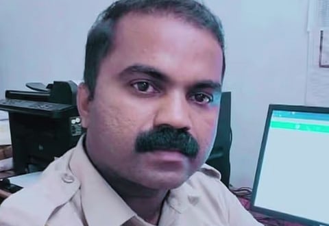 Accident : മയക്കു മരുന്ന് പരിശോധനയ്ക്ക് പോകുന്നതിനിടെ വാഹനാപകടം : പോലീസ് ഉദ്യോഗസ്ഥന് ദാരുണാന്ത്യം, ഒരാൾക്ക് പരിക്കേറ്റു