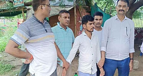 വിജിലൻസിന്റെ മിന്നൽ പരിശോധന; കൈക്കൂലിയായി വാങ്ങിയ 19,000 രൂപയുമായി റവന്യൂ ജീവനക്കാരൻ പിടിയിൽ 
