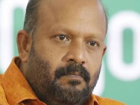 CPI : 'പാർട്ടിയുടെ പൊതു തീരുമാനത്തെ വ്യക്തി കേന്ദ്രീകൃതമാക്കി മാറ്റി': VS സുനിൽ കുമാറിനെ വിമർശിച്ച് CPI