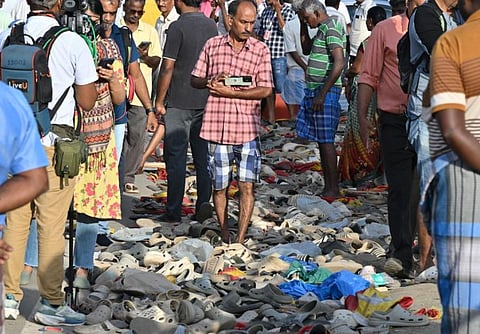 Stampede : കരൂർ ദുരന്തം : മരണസംഖ്യ 40 ആയി, TVKക്കെതിരായ കേസ് മദ്രാസ് ഹൈക്കോടതി 4.30ന് പരിഗണിക്കും