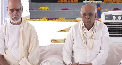 Mahatma Gandhi : 'ഗാന്ധിജിയുടെ ദർശനം പ്രധാനമന്ത്രി നരേന്ദ്ര മോദി മുന്നോട്ട് കൊണ്ട് പോകുന്നു' : മഹാത്മാ ഗാന്ധിയുടെ ജന്മസ്ഥലത്ത് ആദരവർപ്പിച്ച് ഗുജറാത്ത് മുഖ്യമന്ത്രി