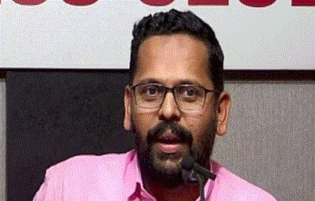 P Sarin : 'ലീഗിന് കൊടുക്കുന്ന ഓരോ വോട്ടും RSSന് നൽകുന്നതിന് തുല്യം': P സരിൻ 