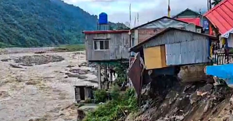 Landslides : 'മനുഷ്യ നിർമ്മിത ദുരന്തം': ഡാർജിലിംഗ് മണ്ണിടിച്ചിലിൽ  പരിസ്ഥിതി പ്രവർത്തകർ
