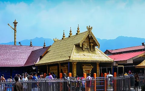 Sabarimala : മാംസാഹാരം ശേഖരിക്കുന്നതും വിൽപ്പനയും നിരോധിച്ചു : ശബരിമല തീര്‍ഥാടനം സംബന്ധിച്ച് പത്തനംതിട്ടയിൽ  നിയന്ത്രണങ്ങൾ ഏർപ്പെടുത്തി