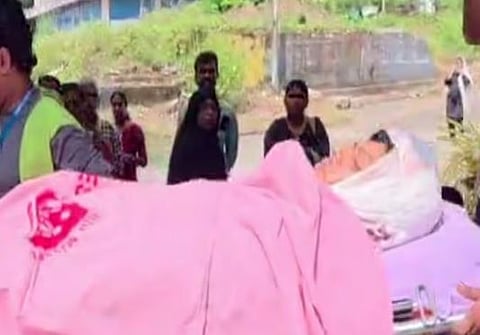 Doctor : 'വന്ദന ദാസ് കൊല്ലപ്പെട്ട സമയത്ത് നൽകിയ ഉറപ്പുകൾ പാഴായി': താമരശ്ശേരിയിൽ ഡോക്ടർക്ക് വെട്ടേറ്റ സംഭവത്തിൽ പ്രതിഷേധിച്ച് ജീവനക്കാർ, സേവനം നിർത്തി വച്ചു, ജില്ലാ തലത്തിൽ പ്രതിഷേധം, ശക്തമായ നിയമ നടപടിയെന്ന് ആരോഗ്യ മന്ത്രി