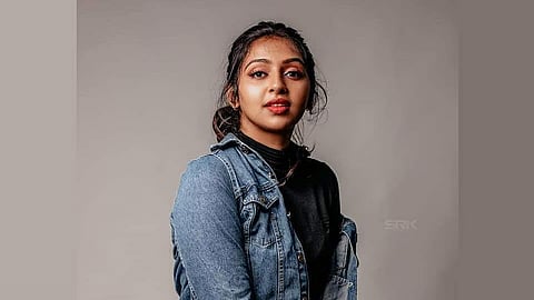 ഐ​ടി ജീ​വ​ന​ക്കാ​ര​നെ ത​ട്ടി​ക്കൊ​ണ്ടു​പോ​യി ക്രൂരമായി മർദിച്ച കേസ് : നടി ല​ക്ഷ്മി ആ​ർ. മേ​നോ​ന് മു​ൻ​കൂ​ർ ജാ​മ്യം