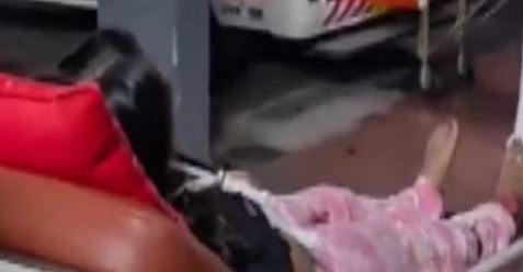 Stray dog : സ്കൂട്ടറിന് മുന്നിൽ തെരുവ് നായ ചാടി : താമരശ്ശേരിയിൽ യുവതികൾക്ക് പരിക്ക്