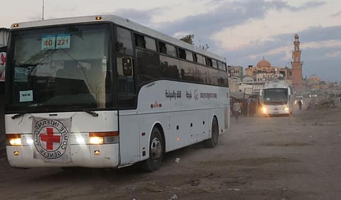 Hamas : ഹമാസ് ആദ്യത്തെ 7 ബന്ദികളെ റെഡ് ക്രോസിന് കൈമാറിയെന്ന് ഇസ്രായേൽ: ട്രംപിന് പരമോന്നത സിവിലിയൻ ബഹുമതി നൽകുമെന്ന് ഈജിപ്ത്, ഒടുവിൽ ഗാസയിൽ സമാധാനം പരക്കുമോ ?