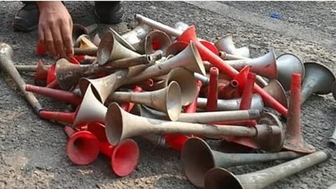 air horn