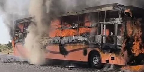 Fire : ജയ്സാൽമീറിൽ ബസിന് തീപിടിച്ചു : 20 യാത്രക്കാർ വെന്തുമരിച്ചു, 16 പേർക്ക് പരിക്കേറ്റു, പ്രധാനമന്ത്രി സഹായധനം പ്രഖ്യാപിച്ചു