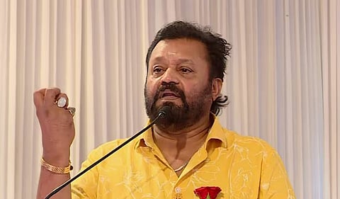 Suresh Gopi : 'മേയർ നല്ല മനുഷ്യൻ, അദ്ദേഹത്തെ ചങ്ങലയ്ക്ക് ഇട്ടിരിക്കുന്നു': തൃശൂർ കോർപ്പറേഷൻ മേയറെ പുകഴ്ത്തി സുരേഷ് ഗോപി
