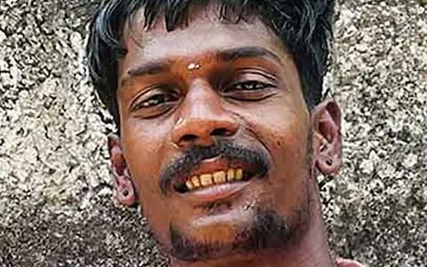 Murder : പ്രണയം സംബന്ധിച്ച് വീട്ടുകാർ തമ്മിൽ തർക്കം : അടിയേറ്റ കാമുകൻ്റെ സുഹൃത്തിന് ദാരുണാന്ത്യം