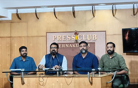 കരുതലോടെ ആഘോഷം;  കണ്ണിനുണ്ടായേക്കാവുന്ന പരിക്കുകൾക്കെതിരെ ബോധവത്കരണവുമായി എ.എസ്.ജി. വാസൻ ഐ ഹോസ്പിറ്റൽസ്
