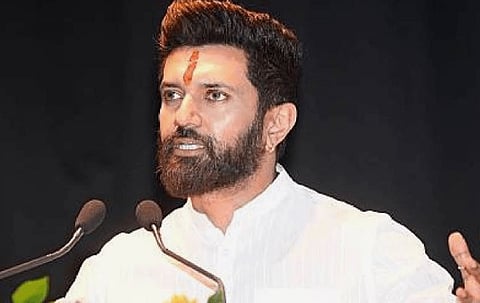 'എല്ലാ പാർട്ടികളും അവരുടെ നേതാവ് മുഖ്യമന്ത്രി ആകാൻ ആഗ്രഹിക്കും': ചിരാഗ് പാസ്വാൻ മുഖ്യമന്ത്രി സ്ഥാനത്തിനായുള്ള വാദത്തിൽ നിന്ന് പിന്മാറുന്നു, നിതീഷ് കുമാറിന് പിന്തുണ | CM
