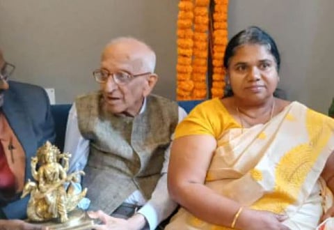 പ്രൊഫ. ഏക്നാഥ് ചിറ്റ്നിസ് അന്തരിച്ചു: ISROയുടെ ആദ്യ സംഘത്തിലെ പ്രധാനി | Prof Eknath Chitnis