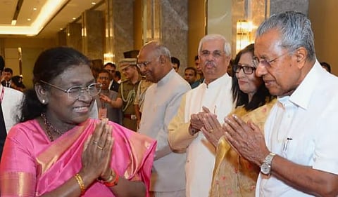 രാഷ്ട്രപതി ദ്രൗപദി മുർമുവിൻ്റെ കേരള സന്ദർശനം തുടരുന്നു: ഇന്ന് രാജ്ഭവനിലും ശിവഗിരിയിലും പാലായിലും | President