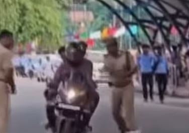 രാഷ്ട്രപതിയുടെ സുരക്ഷാ നിയന്ത്രണം ലംഘിച്ച് ബൈക്ക് യാത്ര: കോട്ടയത്ത് 3 യുവാക്കൾക്കെതിരെ അന്വേഷണം | President