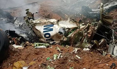 കെനിയയിൽ വിനോദ സഞ്ചാരികളുമായി പോയ ചെറുവിമാനം തകർന്നു വീണു : 12 പേർക്ക് ദാരുണാന്ത്യം | Small plane