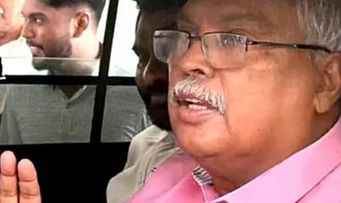 PM ശ്രീ തർക്കം ഒത്തുതീർപ്പിലേക്ക്: കരാർ മരവിപ്പിക്കാൻ മന്ത്രിസഭാ ഉപസമിതി; CPI നേതാക്കൾ AKG സെൻ്ററിൽ | CPI